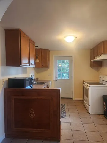 $2,200 | 5 Greenville Street, Spencer, MA 01562