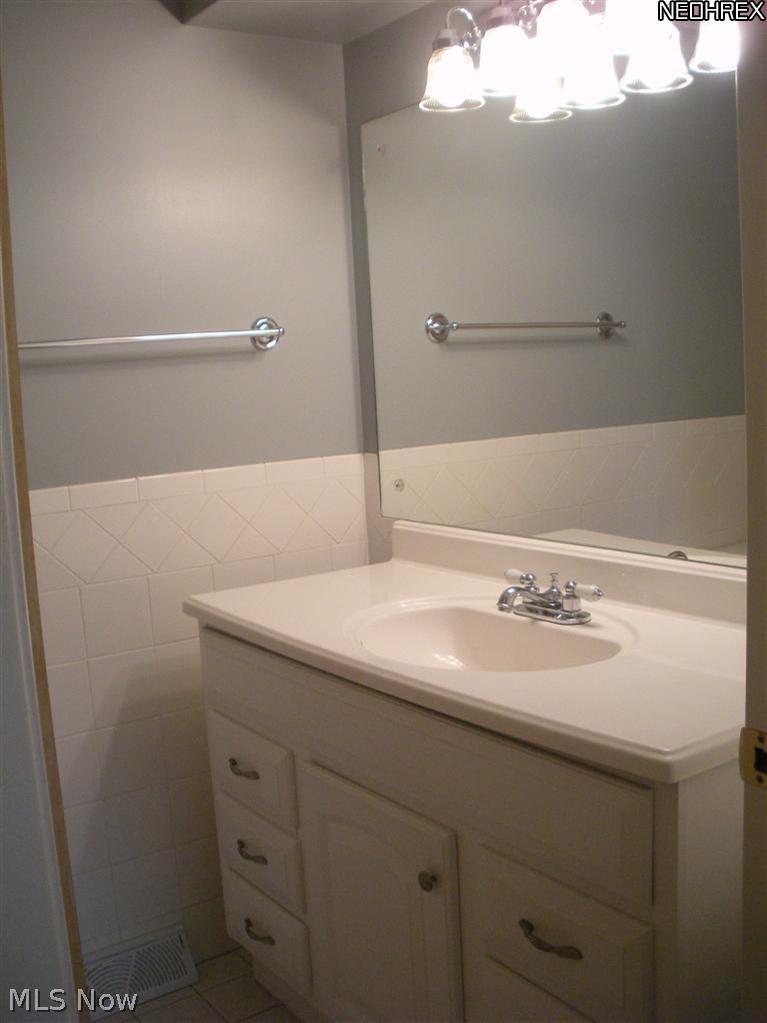 35605 Solon Road Solon, OH 44139 - Photo 13 of 25 Gallery Image 13