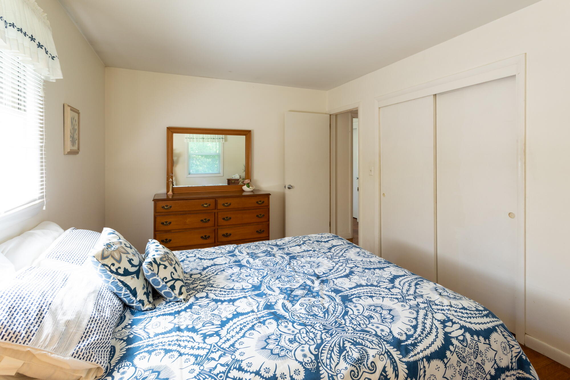 28 Crooked Pond Road Hyannis, MA 02601 - Photo 22 of 28 22