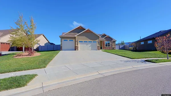 $765,000 | 2793 Croydon Drive, Casper, WY 82609