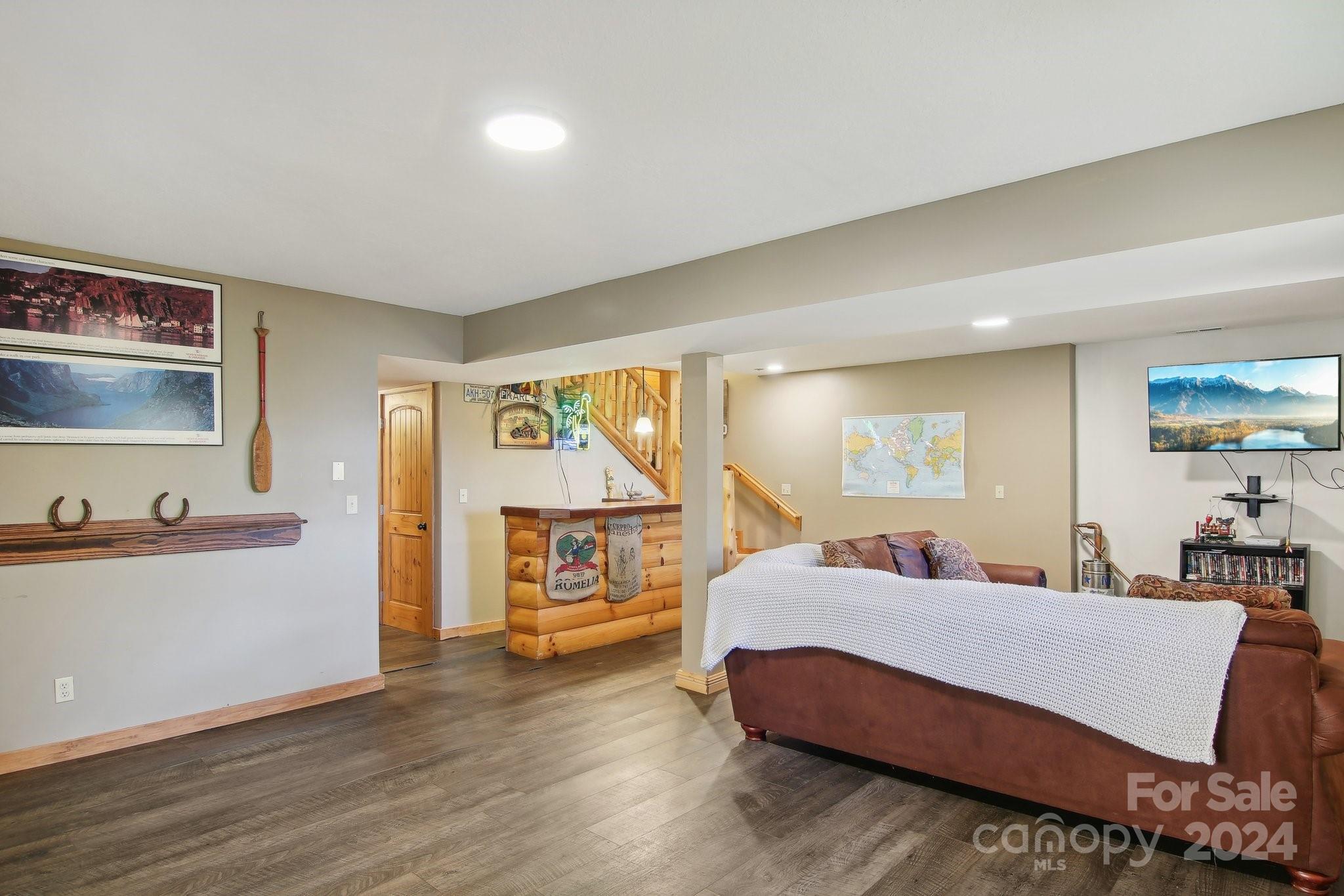 27 Tuckaway Road Waynesville, NC 28785 - Photo 21 of 48 Gallery Image 21