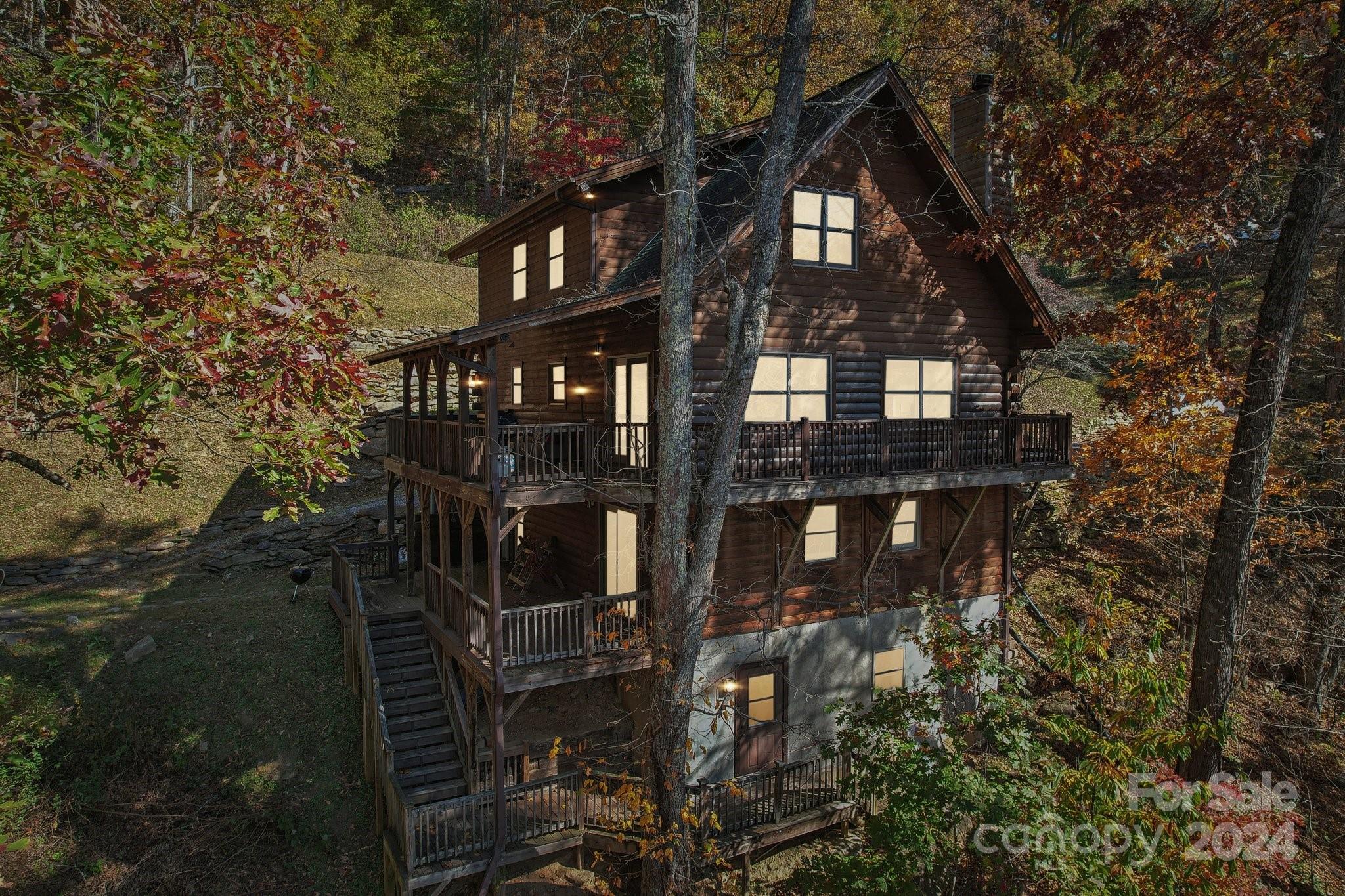 27 Tuckaway Road Waynesville, NC 28785 - Photo 47 of 48 Gallery Image 47