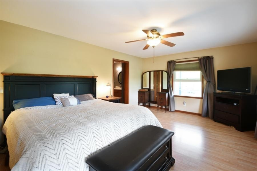 8712 Huckleberry Road Berrien Center, MI 49102 - Photo 7 of 16 vht_viewer_14