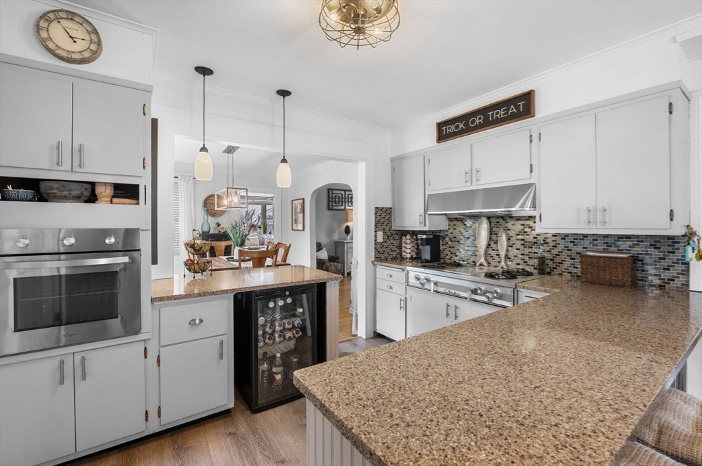 13 Leslie O Johnson Road Gloucester, MA 01930 - Photo 11 of 42