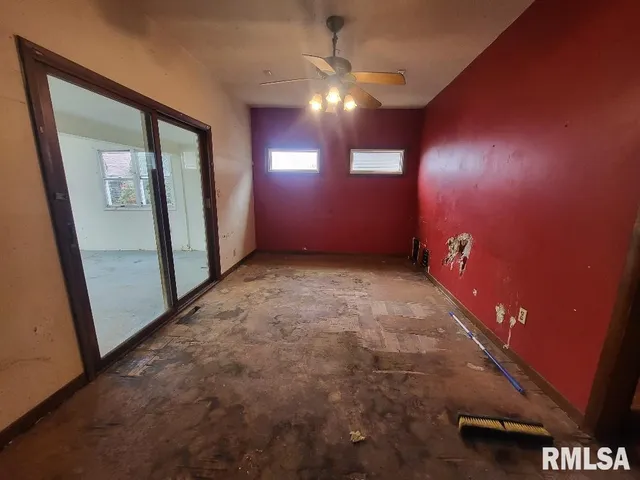 $17,900 | 523 Church Street, Cameron, IL 61423