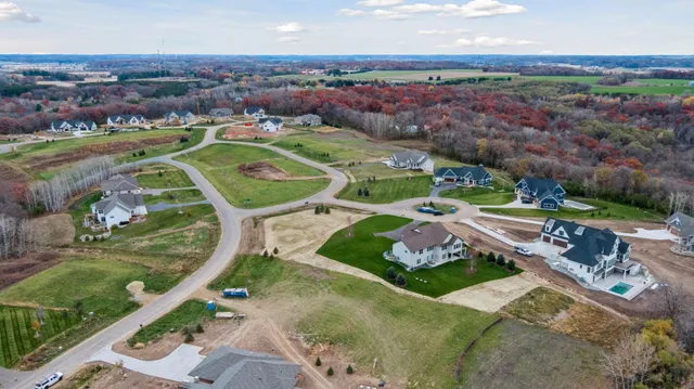 $150,000 | 463 Fieldstone Court, Hudson, WI 54016