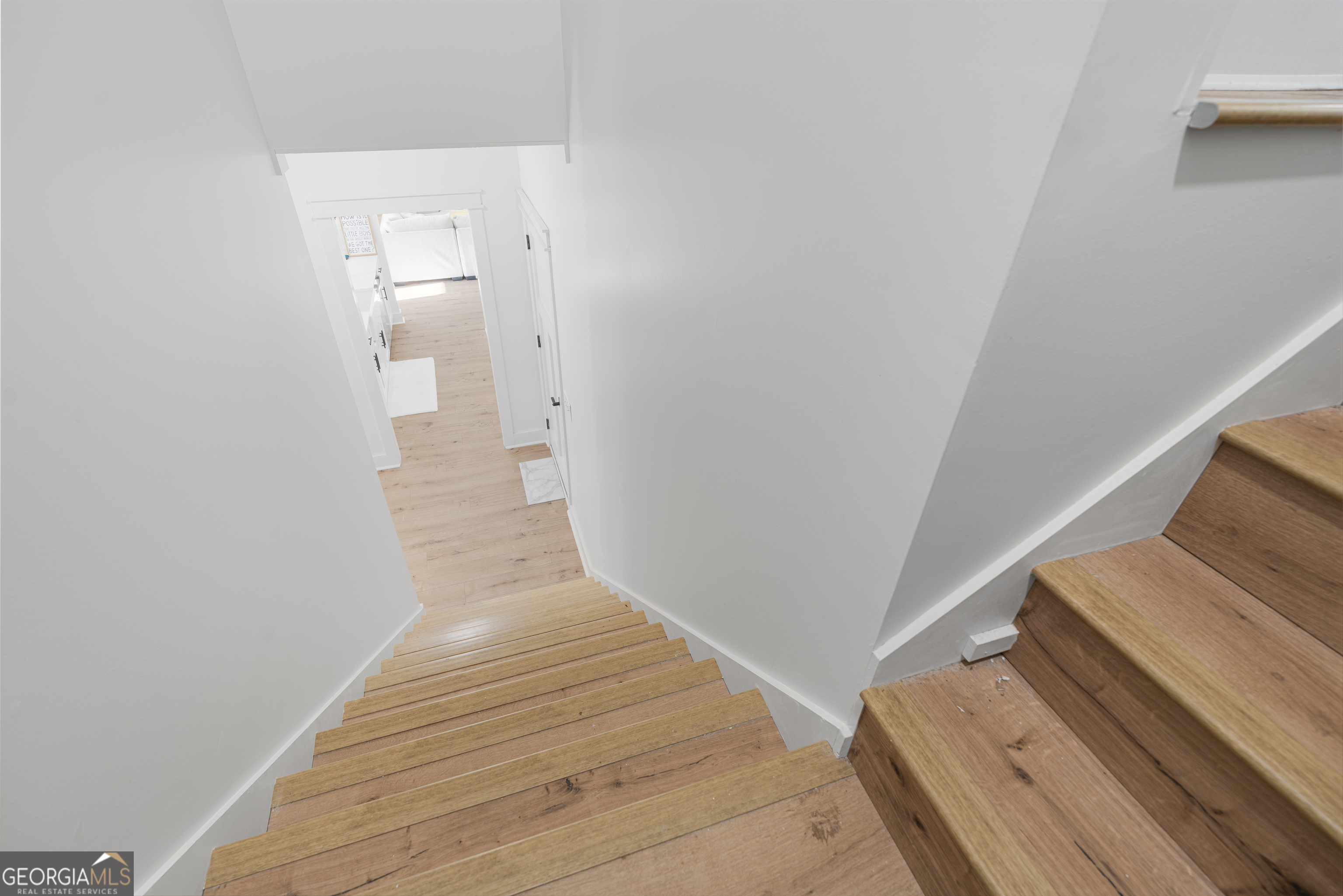 4005 Golfview Drive Blackshear, GA 31516 - Photo 28 of 40 a view of wooden floor