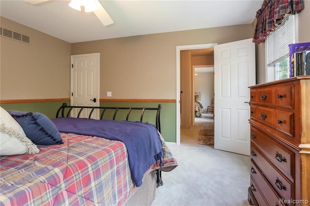 3758 Sleepy Fox Drive Rochester Hills, MI 48309 - Photo 37 of 66