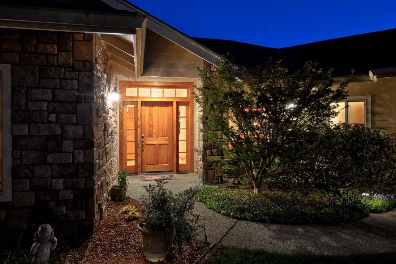 3013 Pearce Park Road Grants Pass, OR 97526 - Photo 90 of 96 Beautiful front door entrance