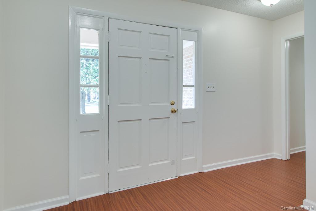 1438 Thermal Road Charlotte, NC 28212 - Photo 2 of 16 Gallery Image 2