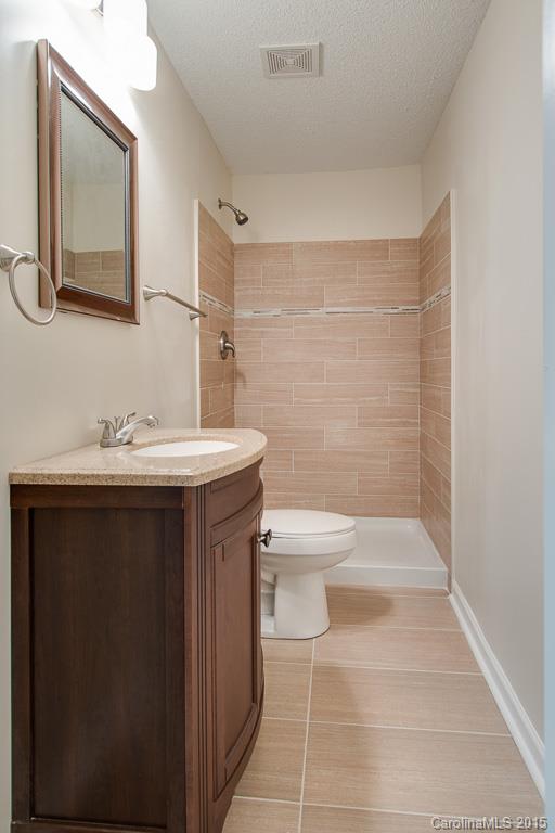 1438 Thermal Road Charlotte, NC 28212 - Photo 7 of 16 Gallery Image 7