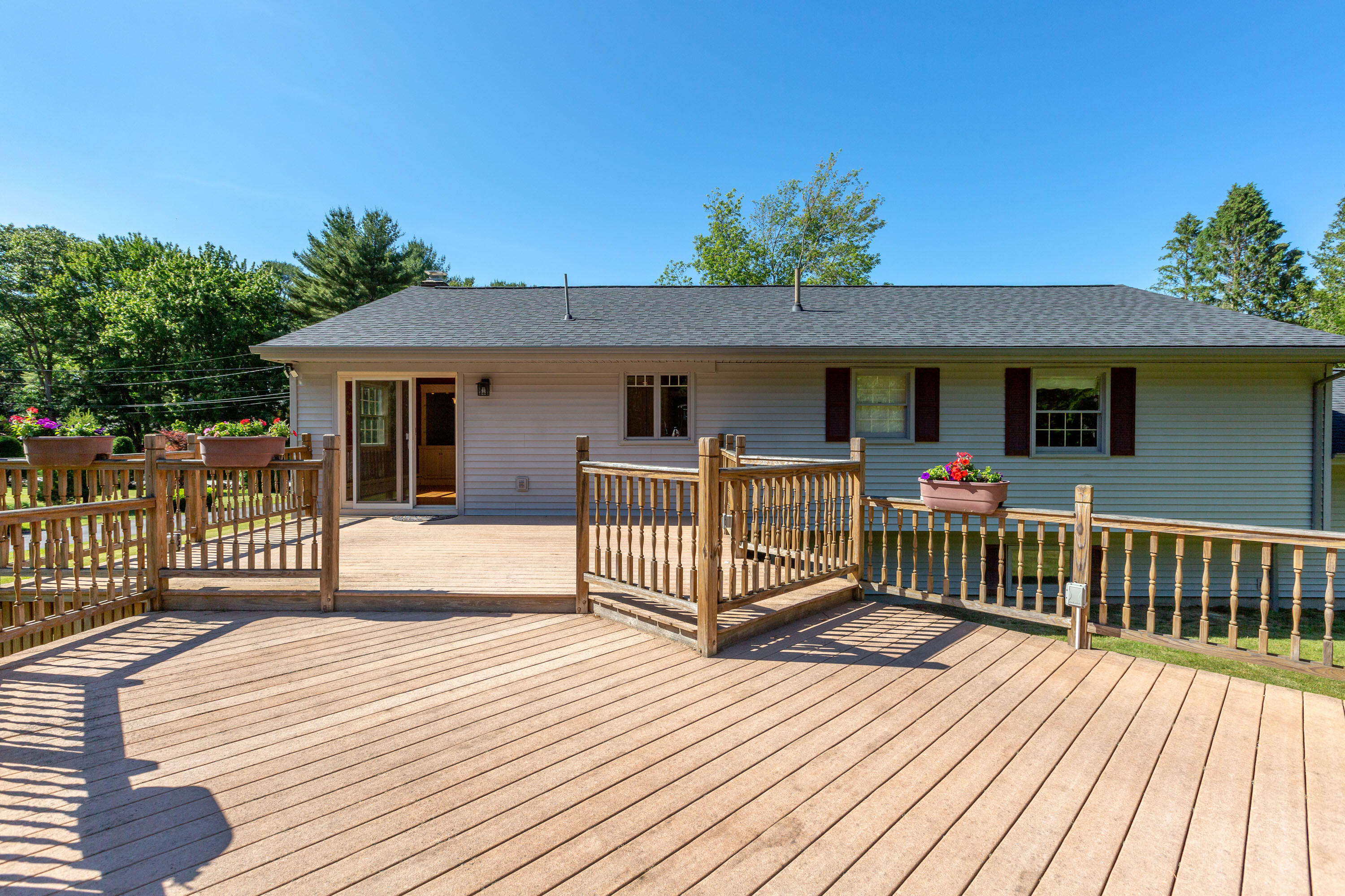 32 Meadowbrook Road Brunswick, ME 04011 - Photo 62 of 67 Meadowbrook_Domingos_60