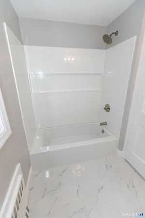 $2,800 | 99 Jordan Lane, Wethersfield, CT 06109