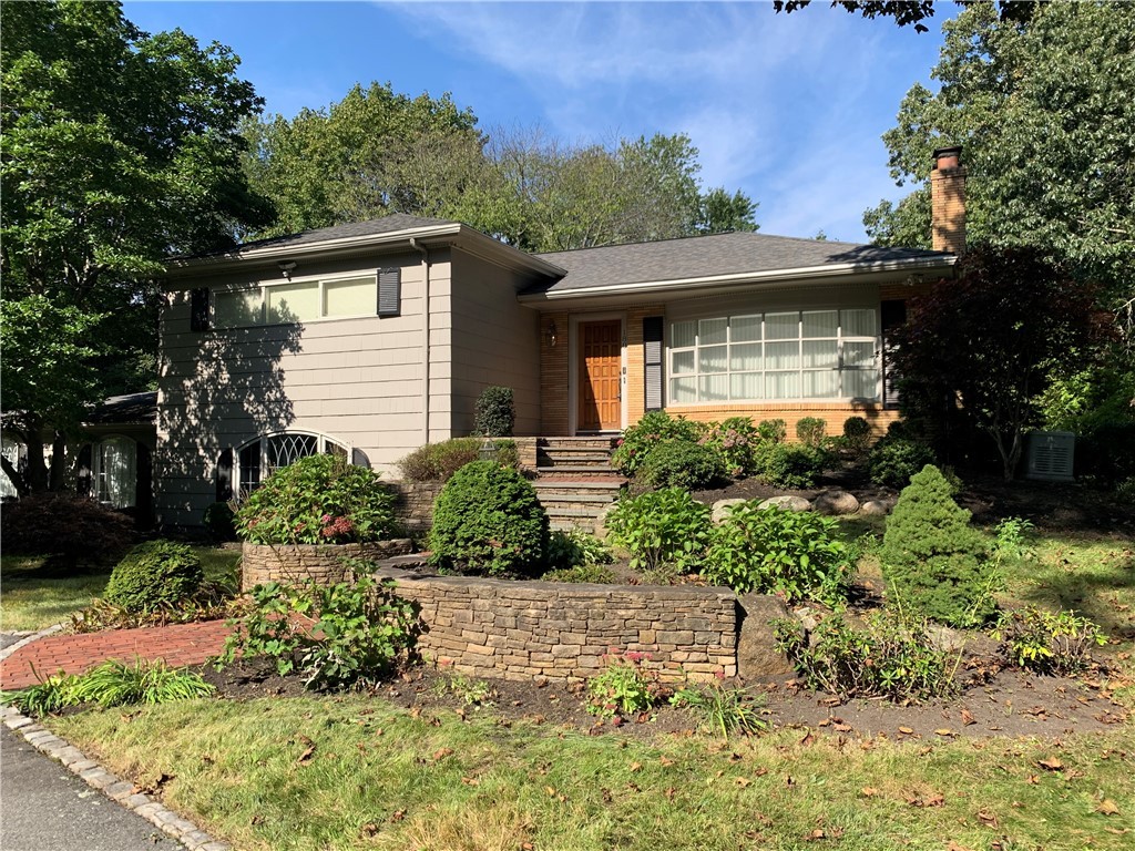 180 Angell Road Cumberland, RI 02864 - Photo 1 of 28 Gallery Image 1
