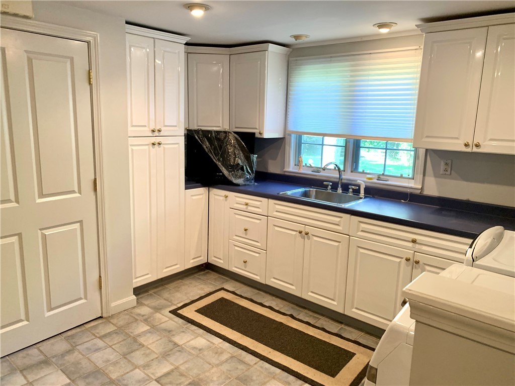 180 Angell Road Cumberland, RI 02864 - Photo 18 of 28 Gallery Image 18