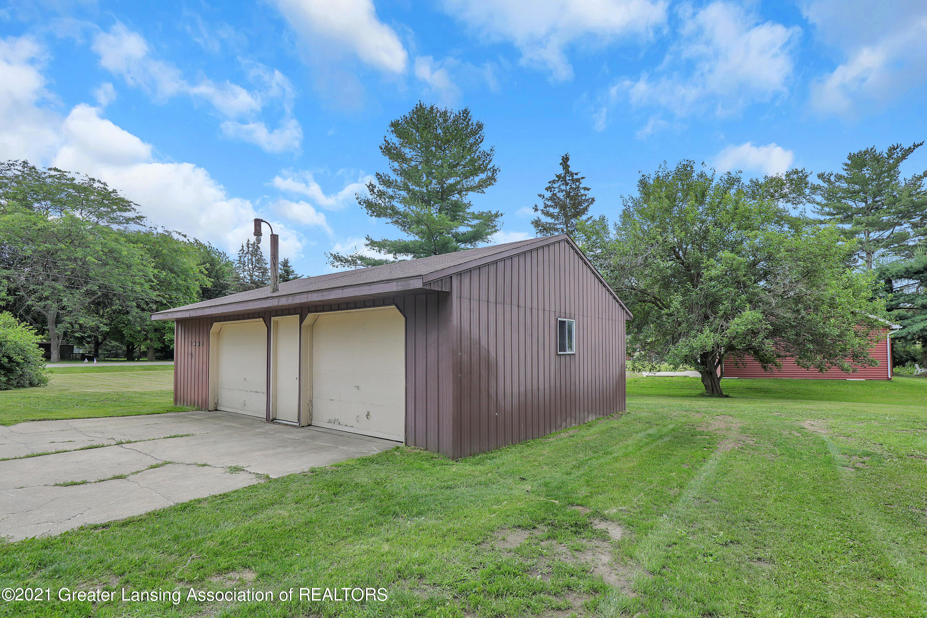 1401 West Webb Road Dewitt, MI 48820 - Photo 23 of 49 Pole Barn