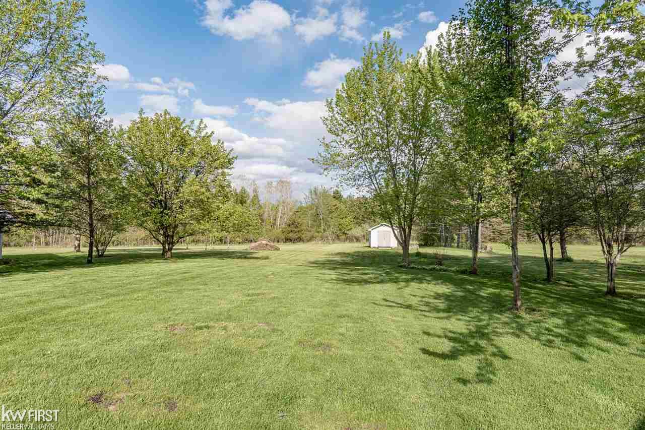5430 North Gale Road Davison, MI 48423 - Photo 12 of 48 50042626-14.JPG