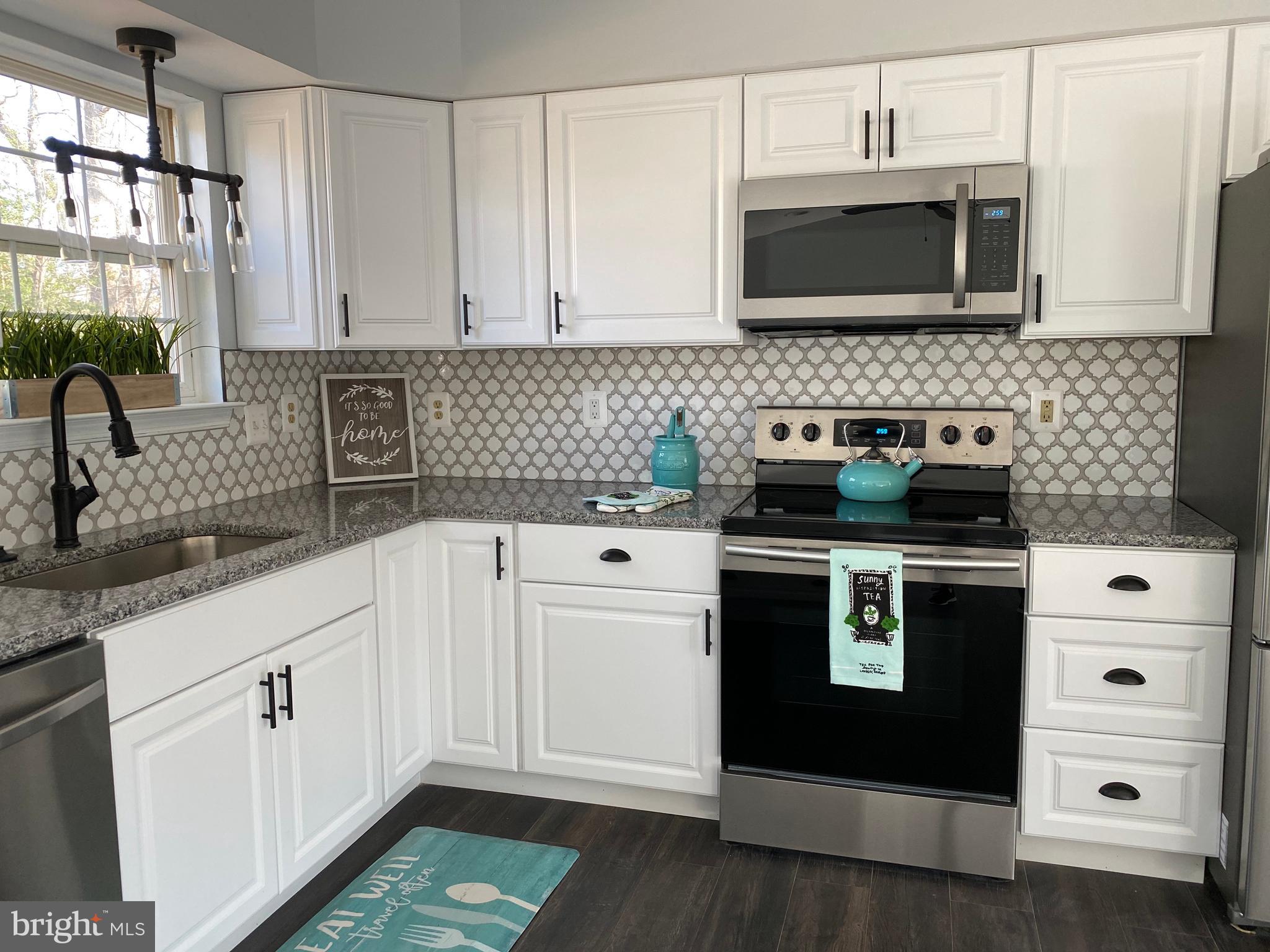 475 Round Up Road Lusby, MD 20657 - Photo 11 of 30 Granite Countertops