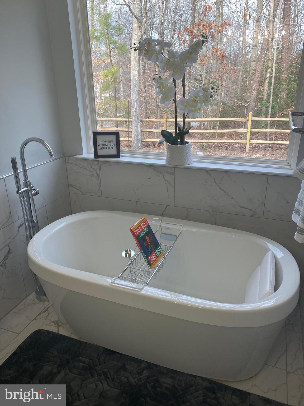 475 Round Up Road Lusby, MD 20657 - Photo 21 of 30 Freestanding Tub - Master BTH