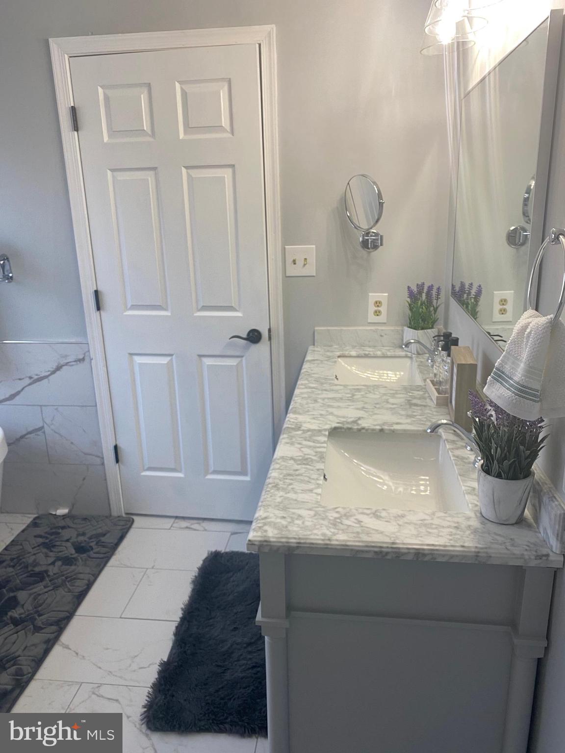 475 Round Up Road Lusby, MD 20657 - Photo 22 of 30 Double sink marble top vanity - Master BTH