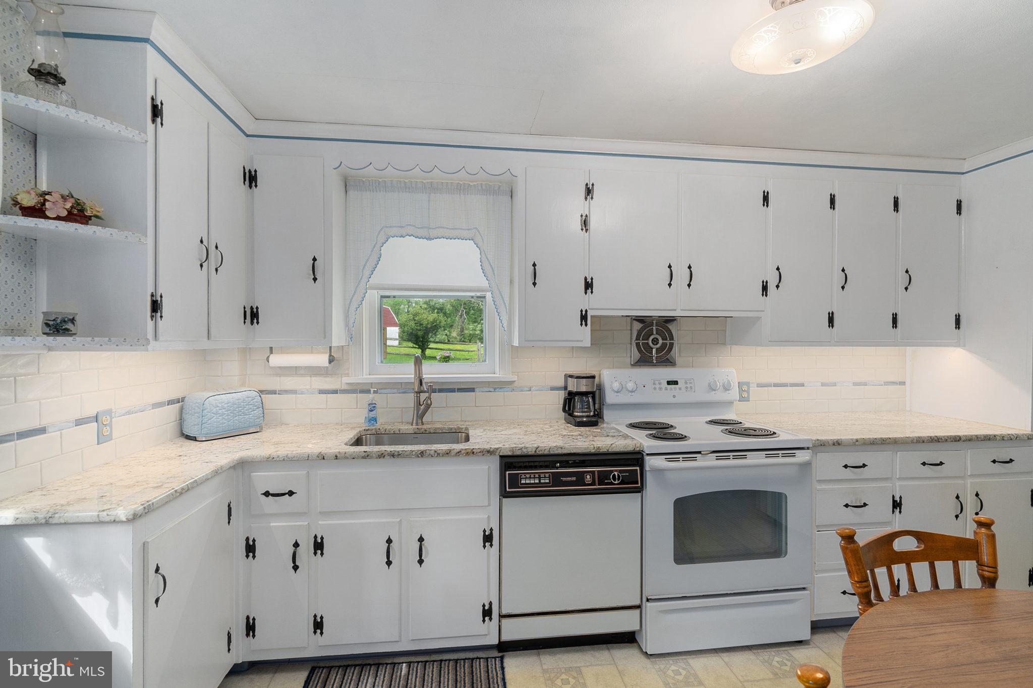 516 Saylors Mill Road Spring City, PA 19475 - Photo 12 of 44 Gallery Image 12