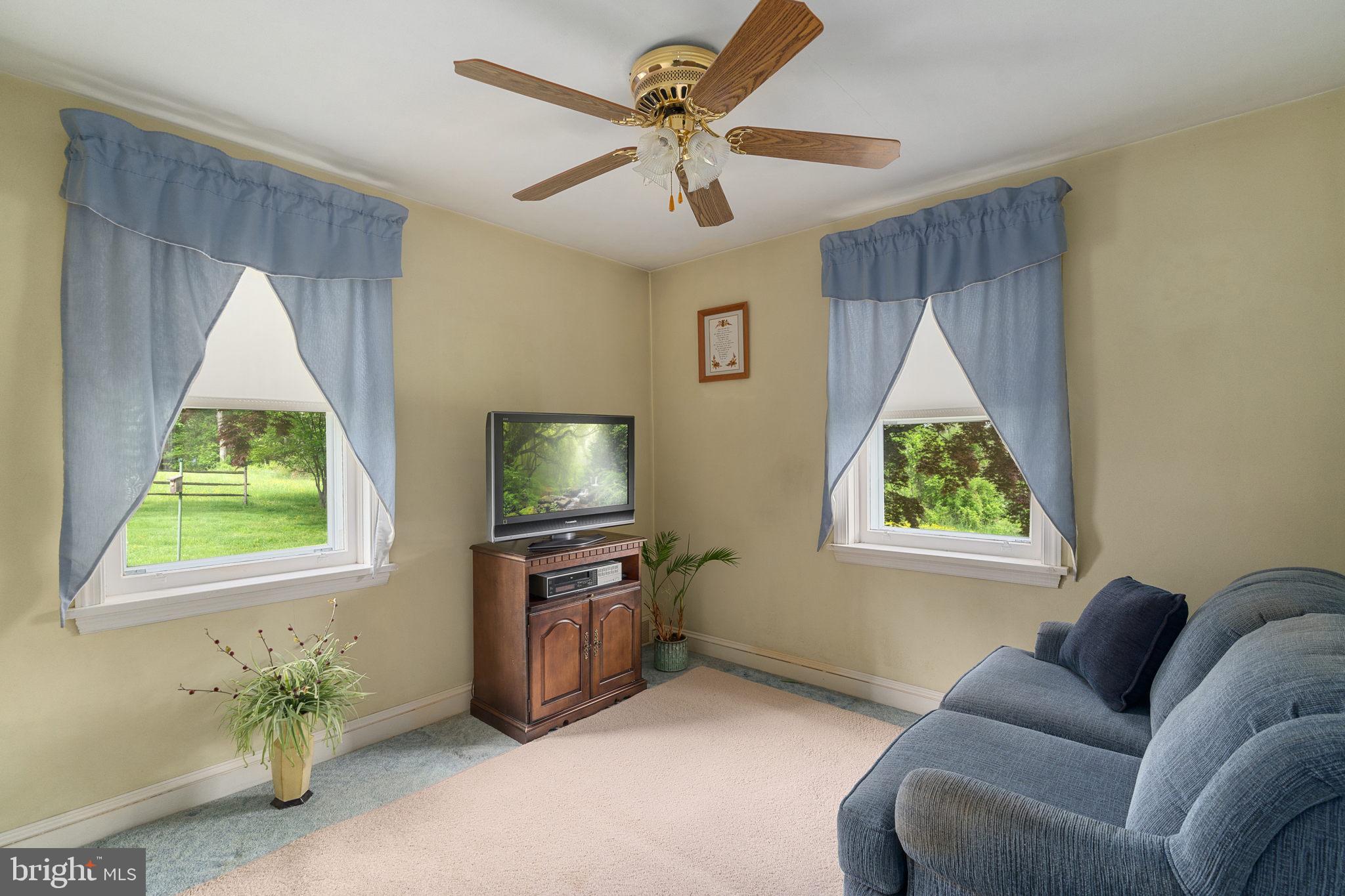 516 Saylors Mill Road Spring City, PA 19475 - Photo 26 of 44 2nd Bedroom / Home Office/ Virtual Learning Center
