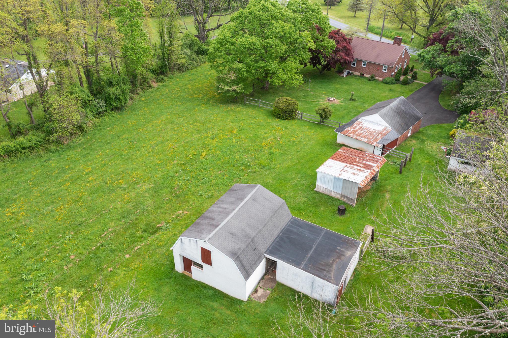 516 Saylors Mill Road Spring City, PA 19475 - Photo 9 of 44 Barn -Sheds- Pasture