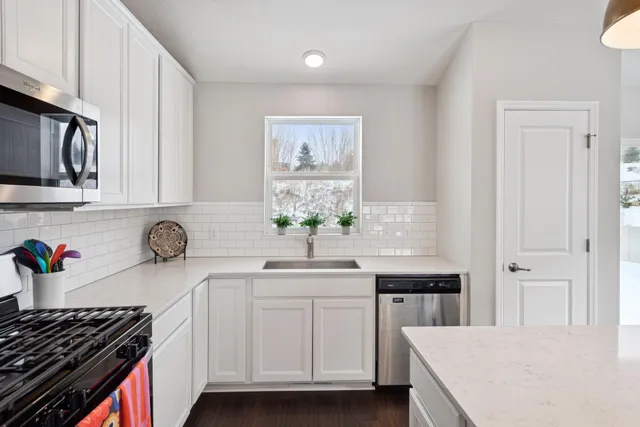 $475,000 | 1106 Meadow Lane, Waconia, MN 55387