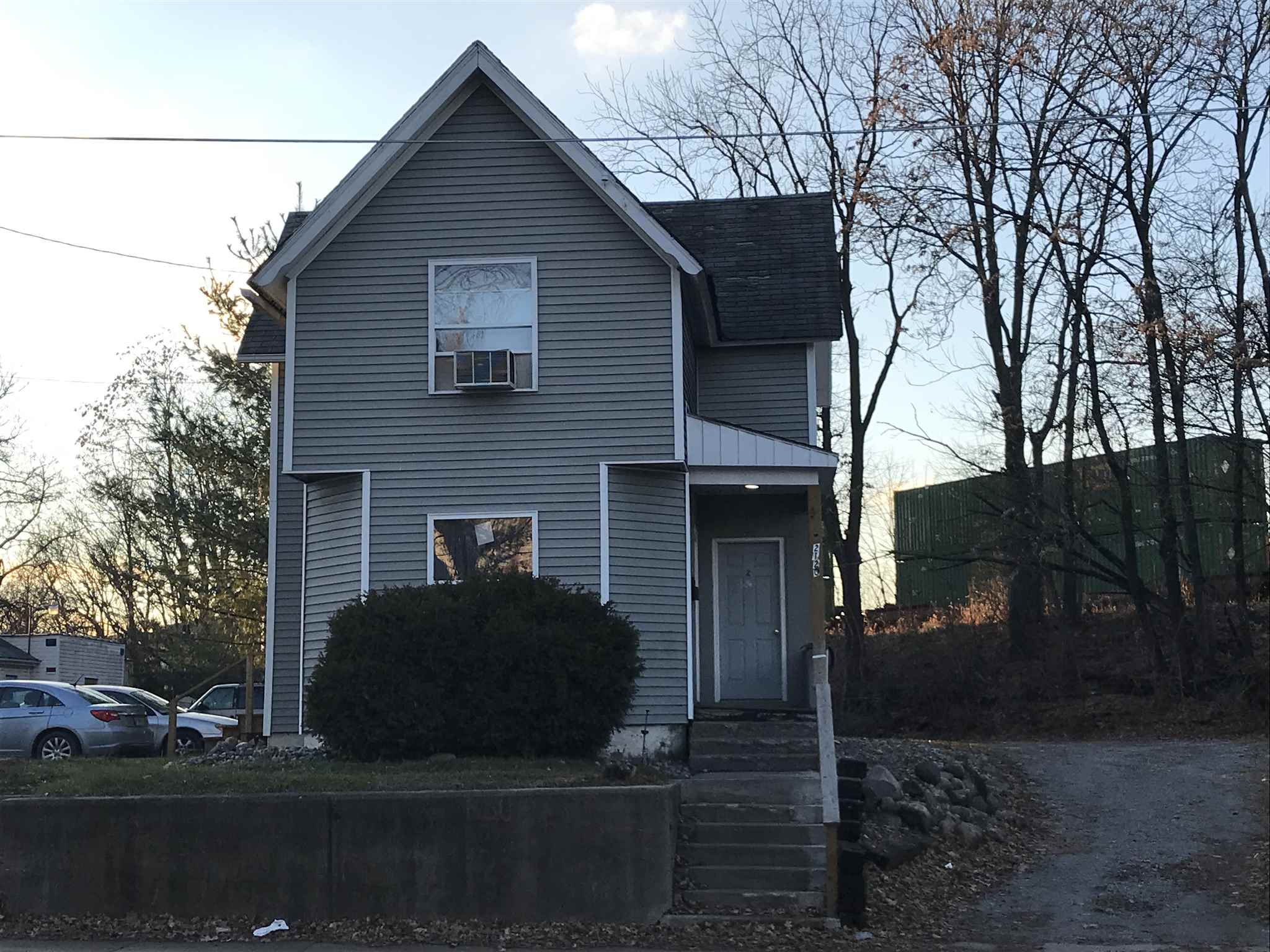 2120 Broadway Fort Wayne, IN 46802 - Photo 1 of 5