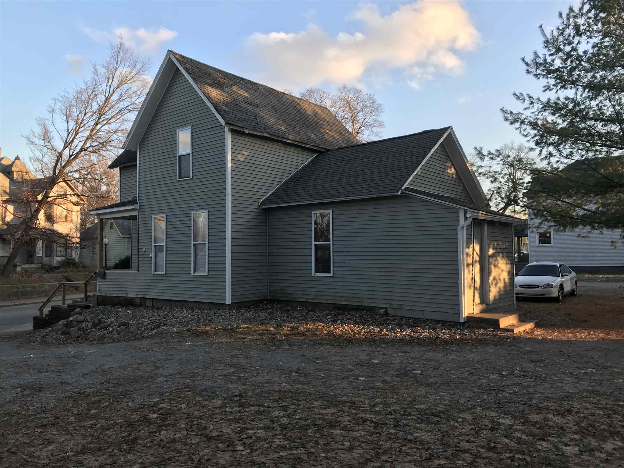 2120 Broadway Fort Wayne, IN 46802 - Photo 4 of 5