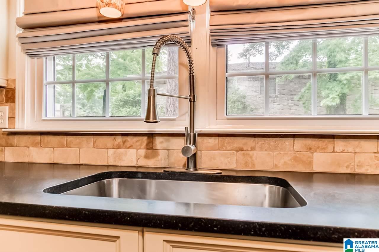 1811 Seneca Road Vestavia Hills, AL 35216 - Photo 27 of 49