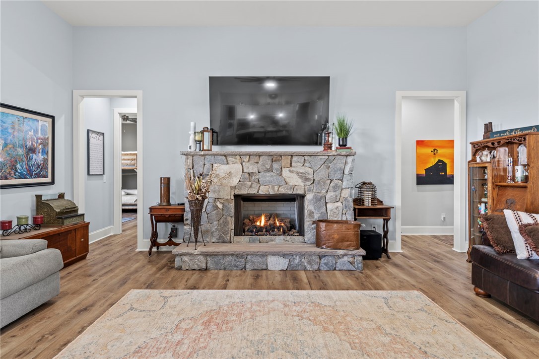 1359 Martin Creek Road Seneca, SC 29678 - Photo 9 of 50