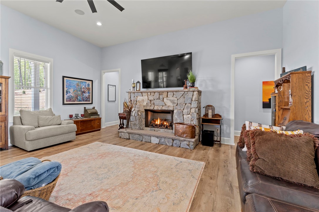 1359 Martin Creek Road Seneca, SC 29678 - Photo 10 of 50