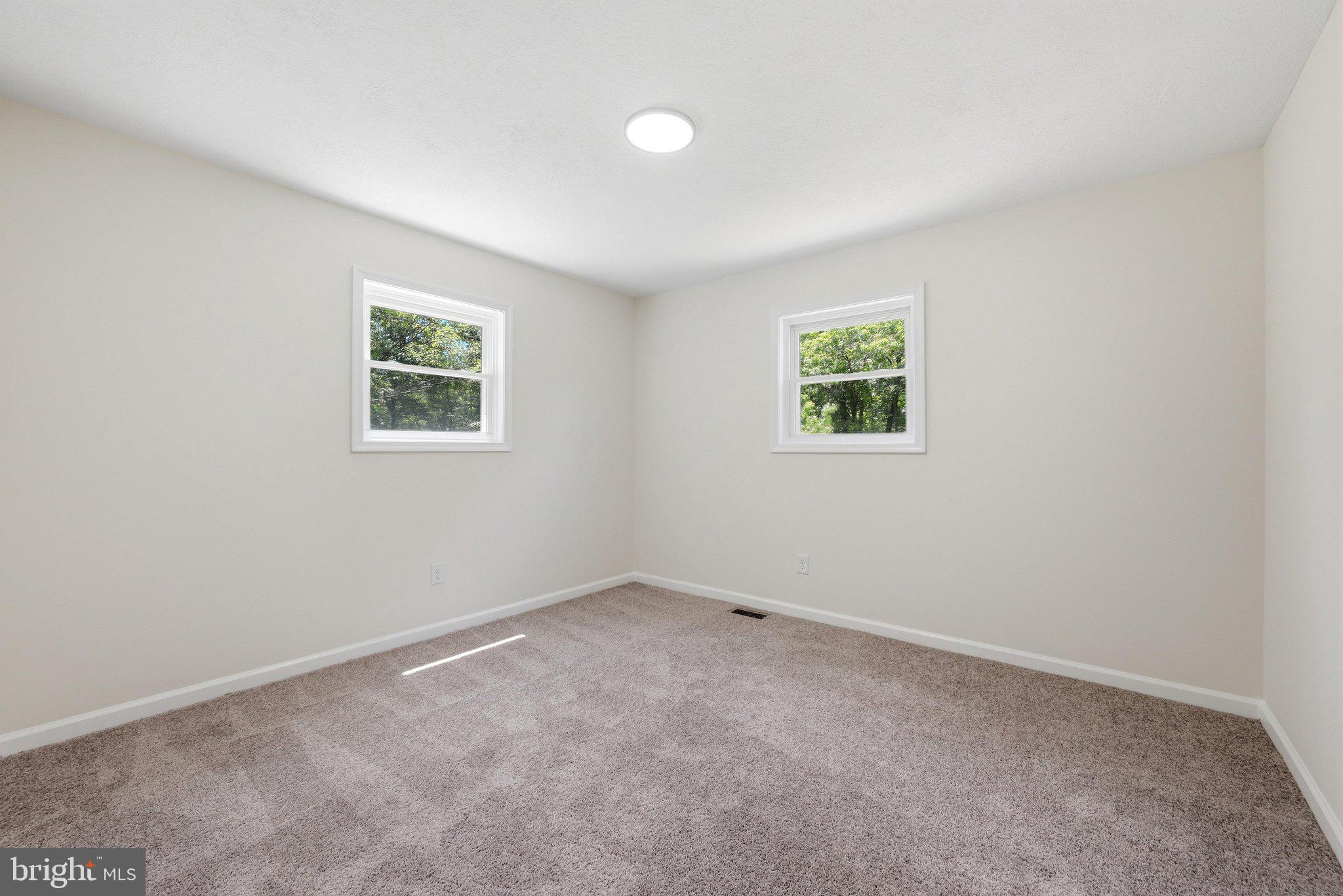 1355 Perry Road Winchester, VA 22602 - Photo 23 of 49 Primary Bedroom
