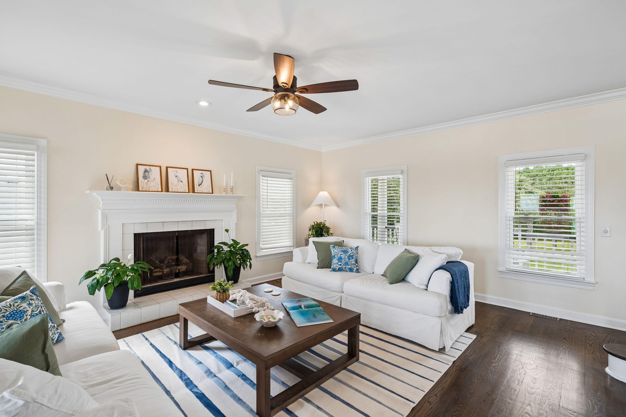 925 Shellmore Lane McClellanville, SC 29458 - Photo 13 of 62 925ShellmoreLn-KeenEyeMarketing-028