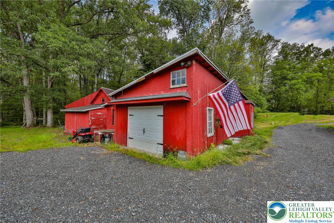 181 East Moorestown Road Wind Gap, PA 18091 - Photo 41 of 52 Gallery Image 41