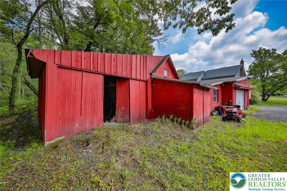 181 East Moorestown Road Wind Gap, PA 18091 - Photo 42 of 52 Gallery Image 42