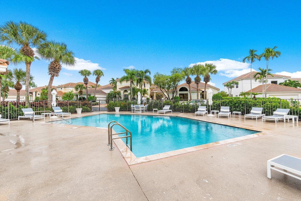 17099 Ryton Lane Boca Raton, FL 33496 - Photo 29 of 52 Hampton Court Satellite Pool