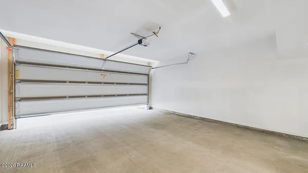 $231,000 | 160 Cottage Cove Drive, Maurice, LA 70555