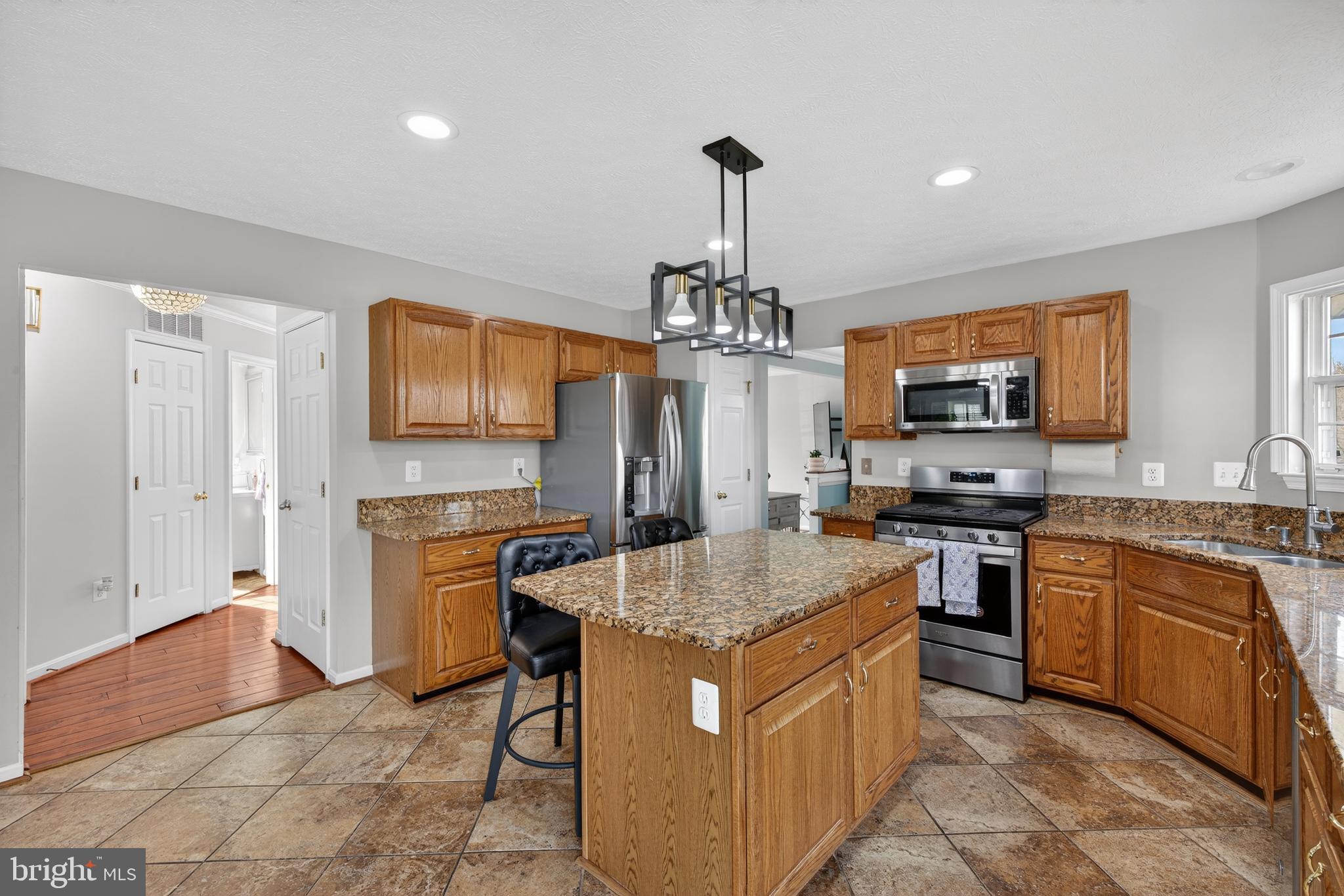 611 Hunting Ridge Drive Frederick, MD 21703 - Photo 14 of 50