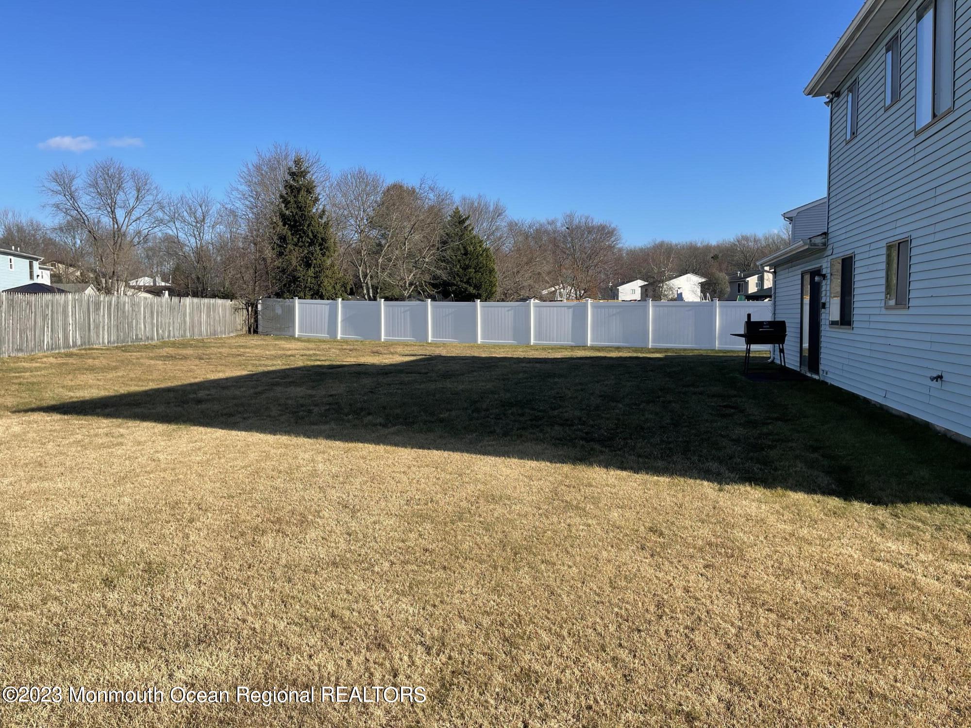 51 Cherry Bend Drive Howell, NJ 07731 - Photo 18 of 18 IMG_1135