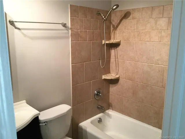 $1,850 | 157 Woodland Drive, Unit 157, Cromwell, CT 06416