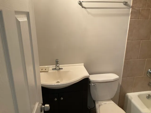 $1,850 | 157 Woodland Drive, Unit 157, Cromwell, CT 06416