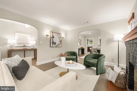 $870,000 | 325 Oglethorpe Street Northwest, Washington, DC 20011