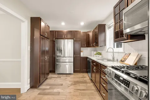 $870,000 | 325 Oglethorpe Street Northwest, Washington, DC 20011