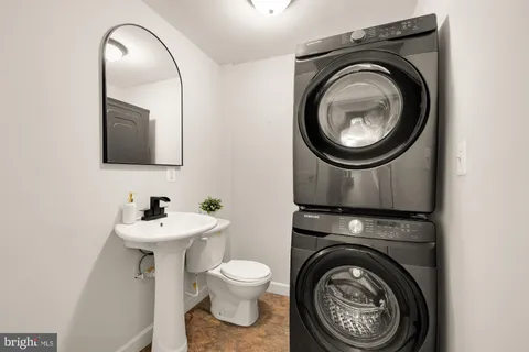 $870,000 | 325 Oglethorpe Street Northwest, Washington, DC 20011
