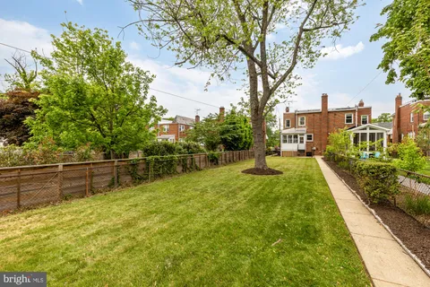 $870,000 | 325 Oglethorpe Street Northwest, Washington, DC 20011
