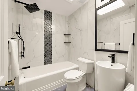 $870,000 | 325 Oglethorpe Street Northwest, Washington, DC 20011