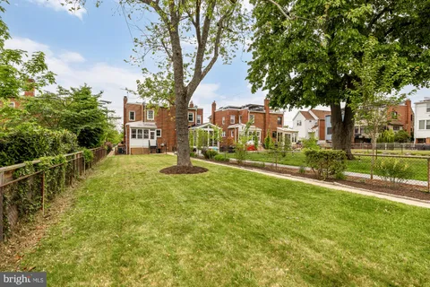$870,000 | 325 Oglethorpe Street Northwest, Washington, DC 20011