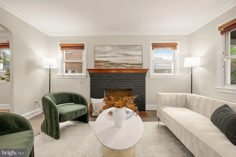 $870,000 | 325 Oglethorpe Street Northwest, Washington, DC 20011